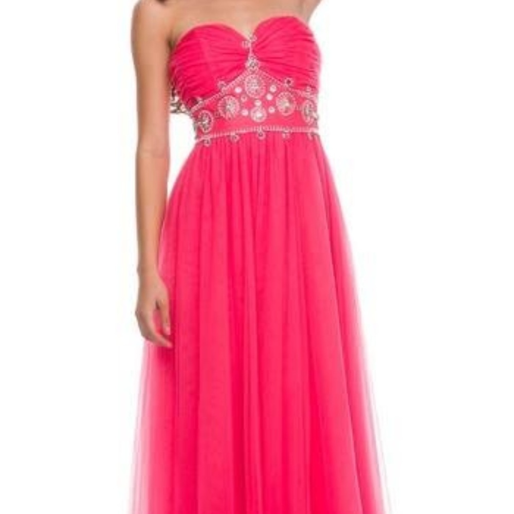 NEW! Beautiful Long Strapless Evening Dress
